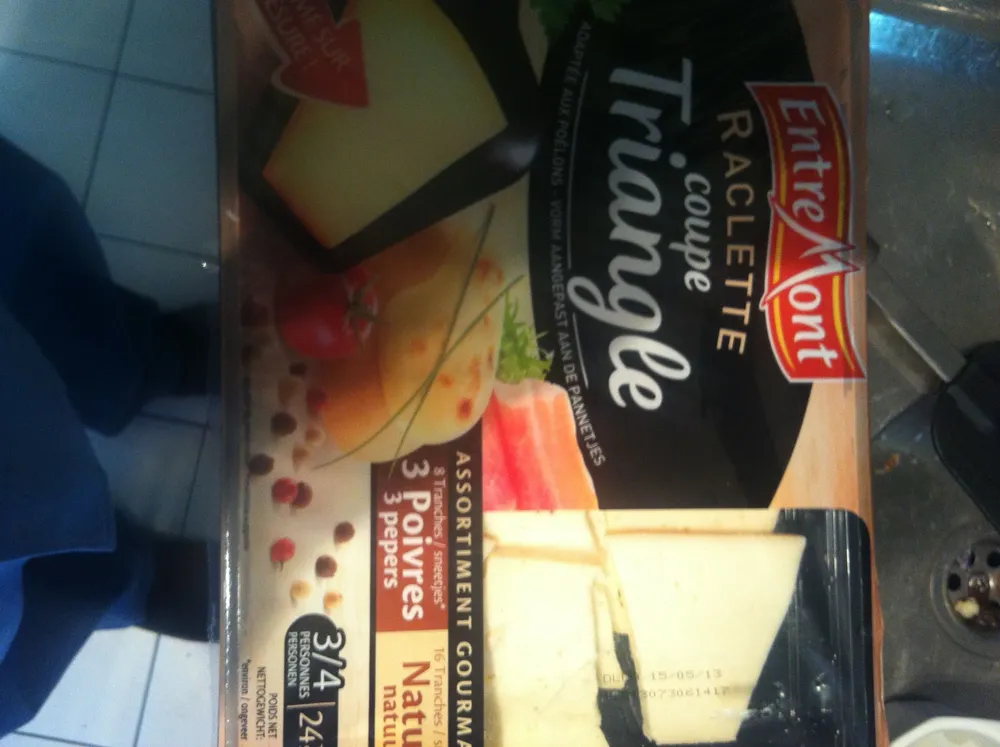 Raclette coupe Triangle (28% MG) - EntreMont
