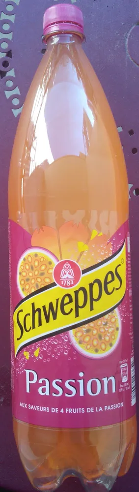 Boisson gazeuse rafraîchissante saveurs fruits de la passion