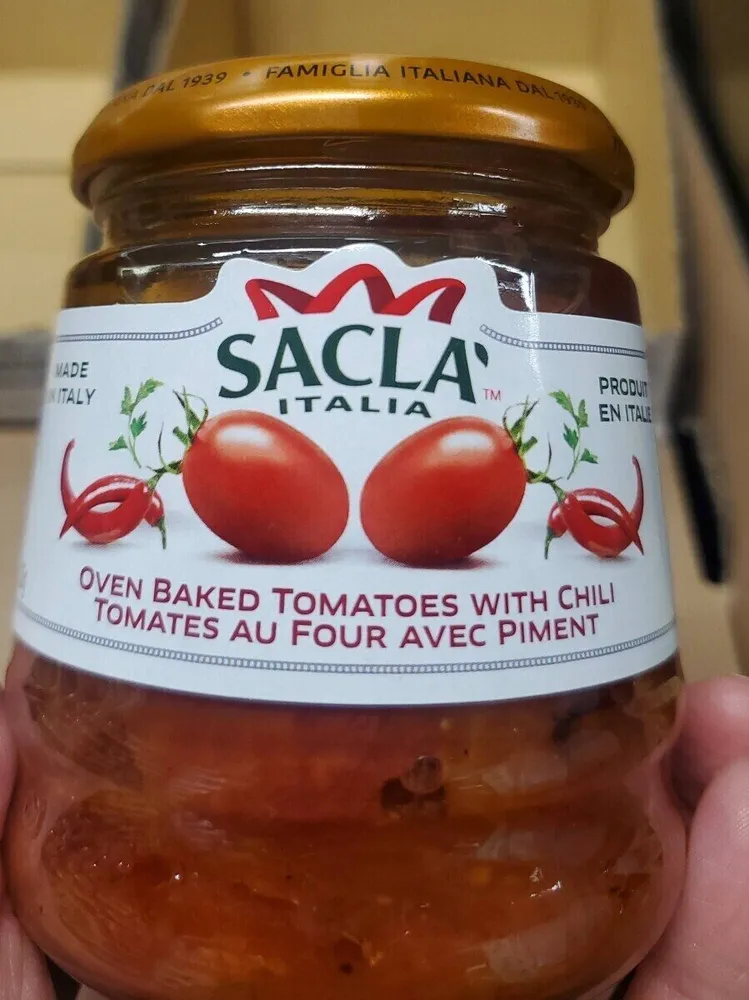 Oven baked tomatoes with chili