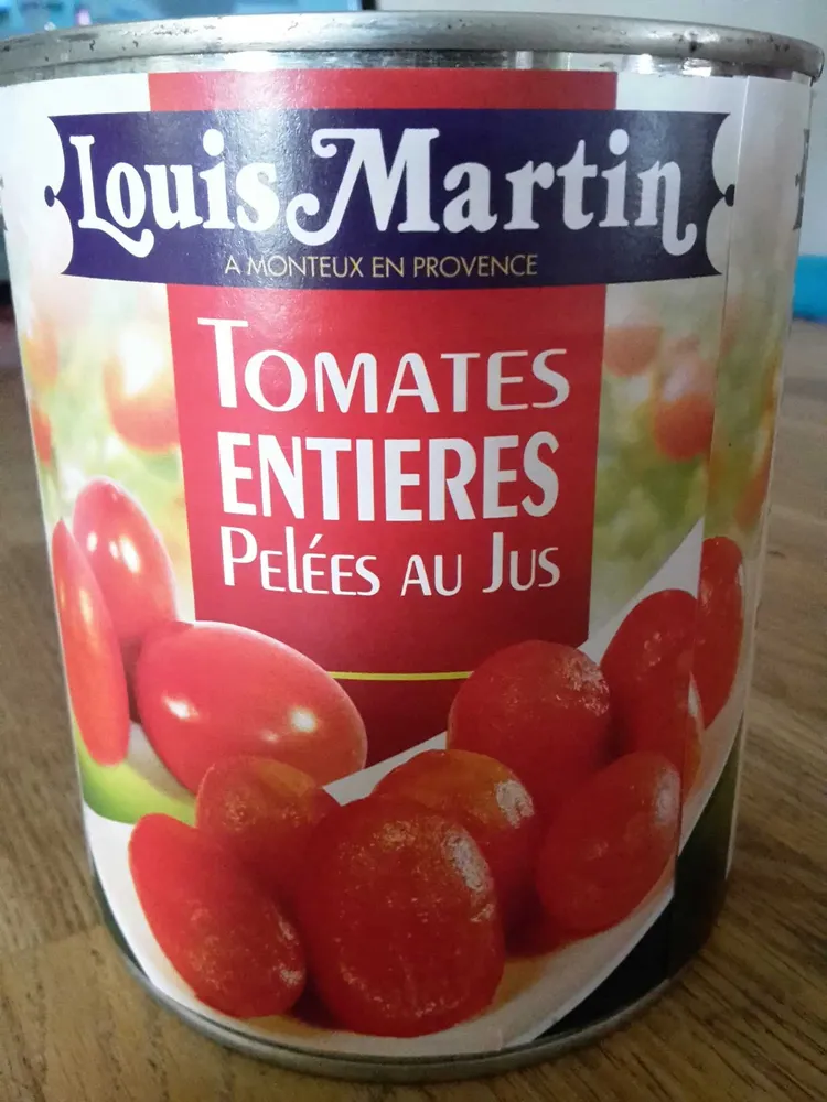 tomates entières pelées au jus