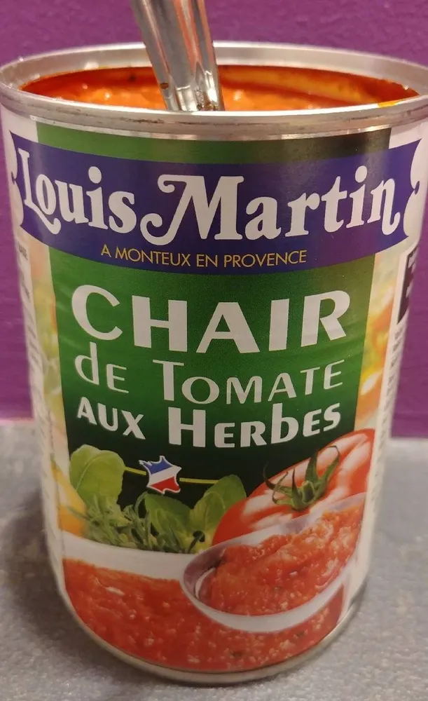 Chair de tomate aux herbes