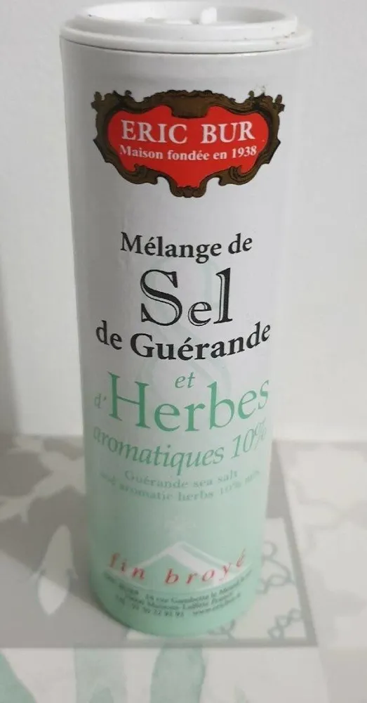 Mélange de sel de guérande et d'herbes