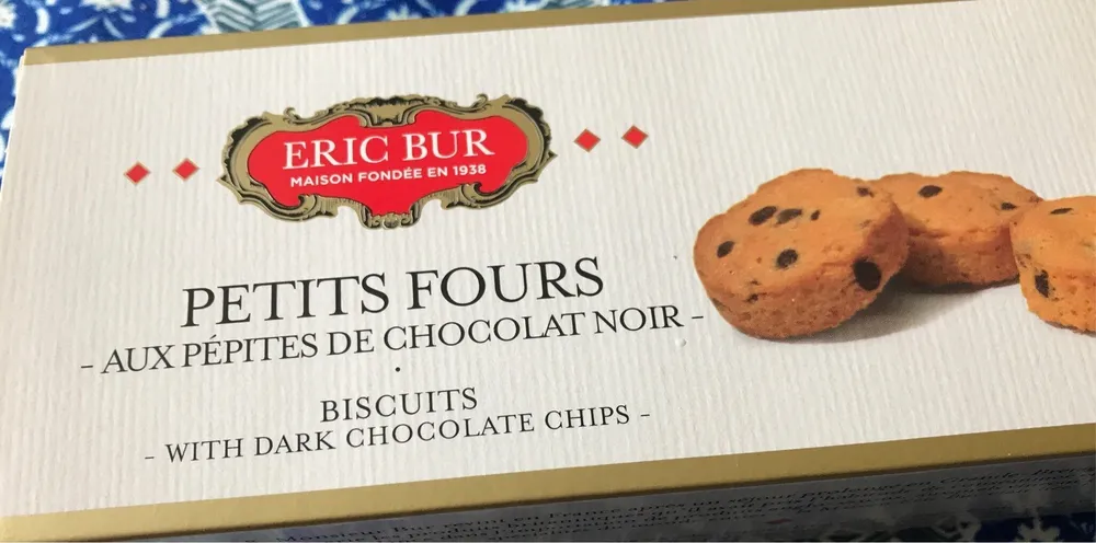 Petits fours aux pepites de chocolat noir