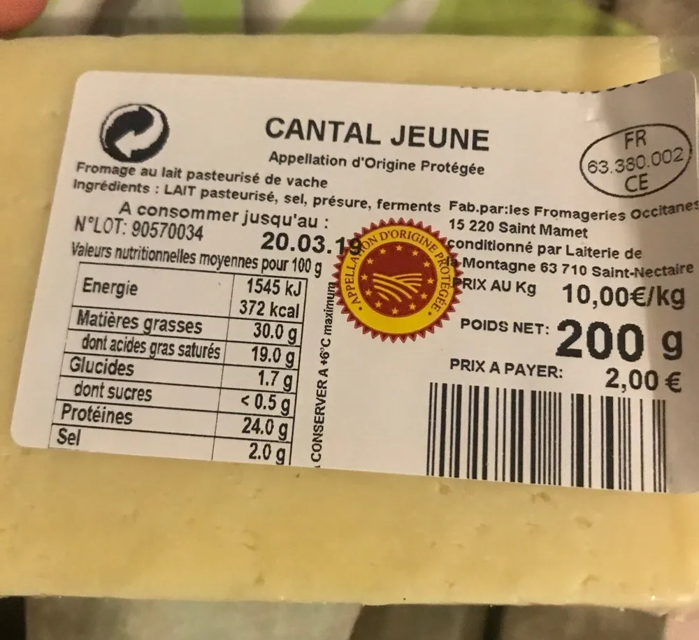 CANTAL JEUNE