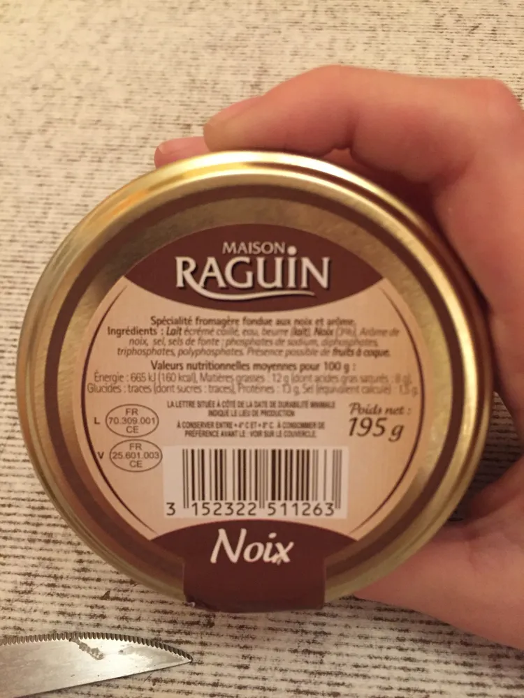 Cancoillotte au lait pasteurise aux noix 11%MG