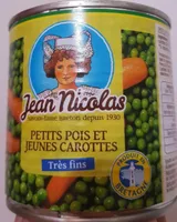 Petits pois et jeunes carottes