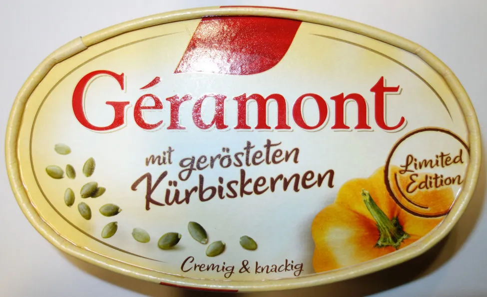 Géramont mit gerösteten Kürbiskernen
