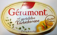 Géramont mit gerösteten Kürbiskernen