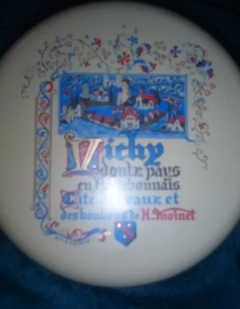 Sucres d'orge de vichy et pastilles de Vichy