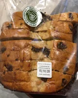 Gache aux eclats de chocolat noir en tranches epaisses