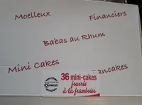 Mini cakes fourrés à la framboise