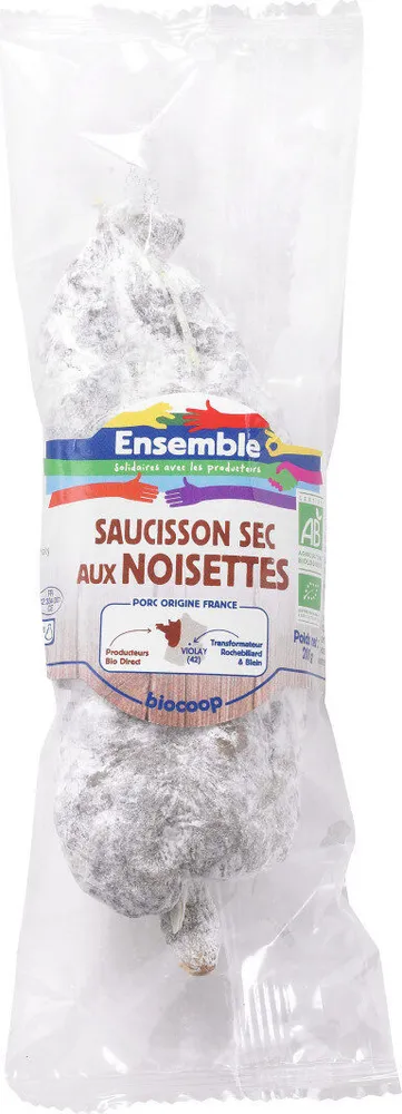 Saucisson aux noisettes