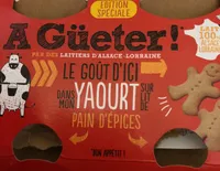 Yaourt sur lit de pain d'épice