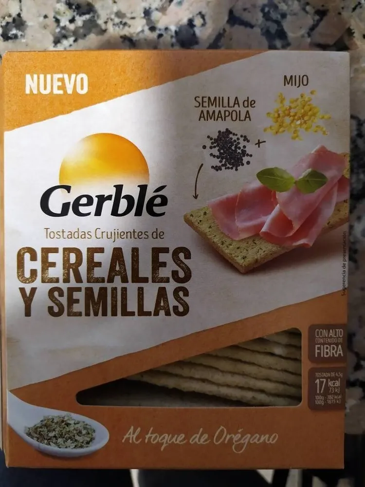 Tostadas crujientes de mijo y semillas de amapola