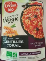 Pasta veggie fusilli de lentilles corail sauce tomate et olives