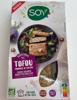 Tofou Fromage de chèvre, figues sechees, noisettes grillées