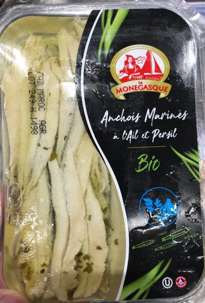 Anchois marinés a l'ail et persil