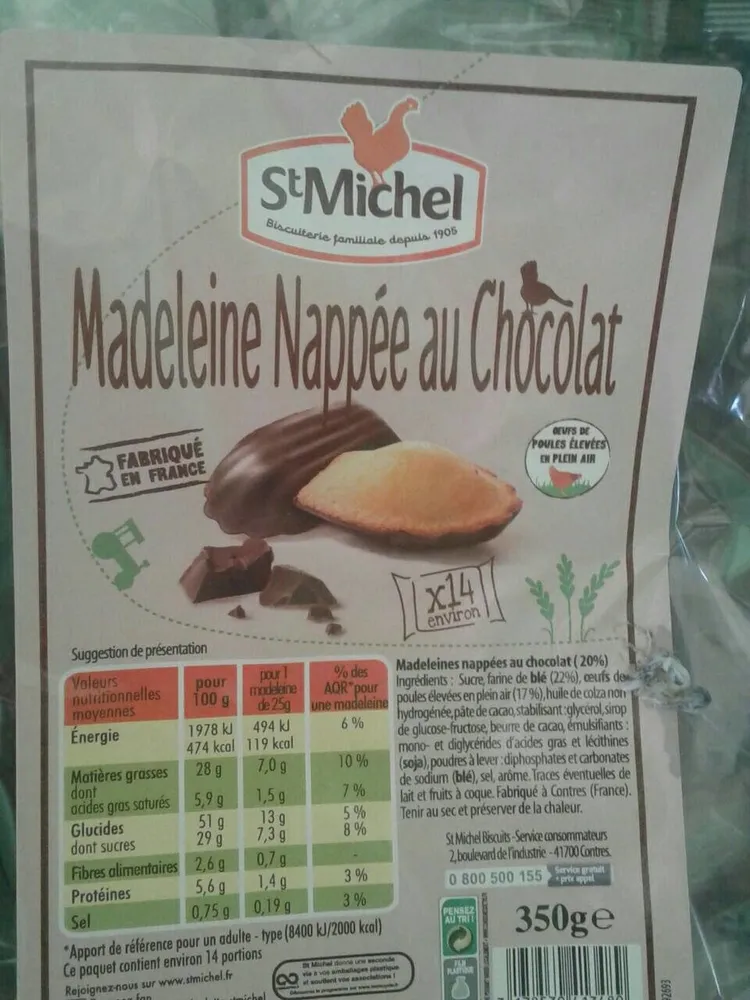 Madeleine nappée au chocolat