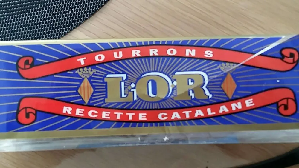 Tourons
