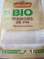 Pignons de pin BIO