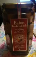 Babas traditionnels au rhum des Caraïbes