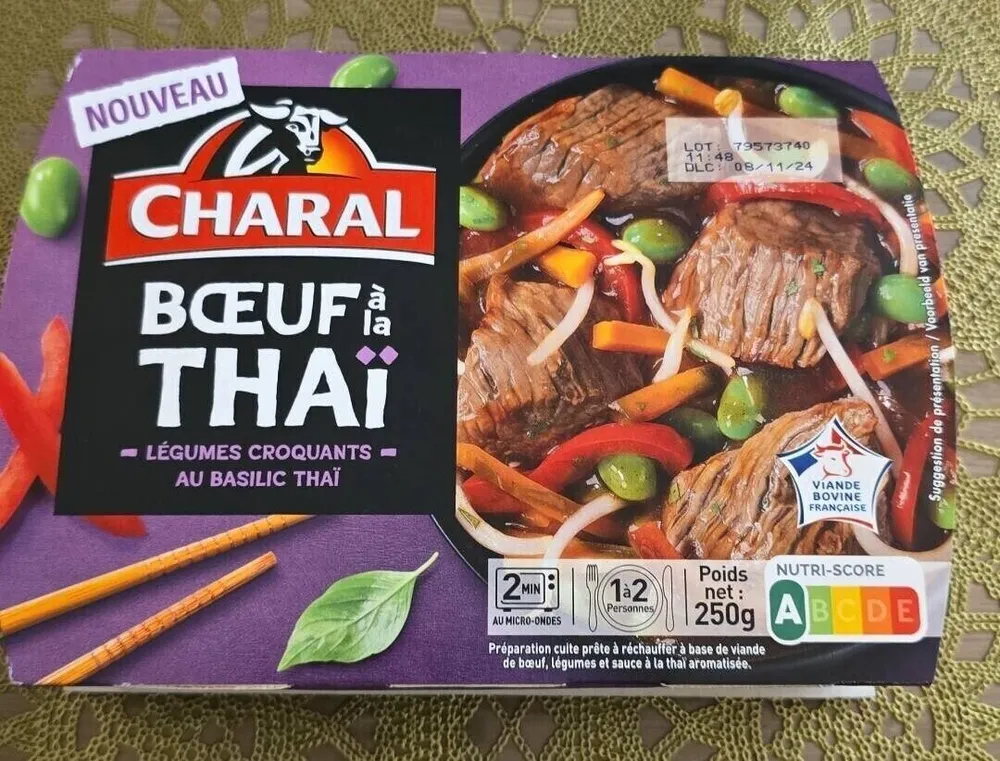 BŒUF à la THAÏ LÉGUMES CROQUANTS AU BASILIC THAÏ
