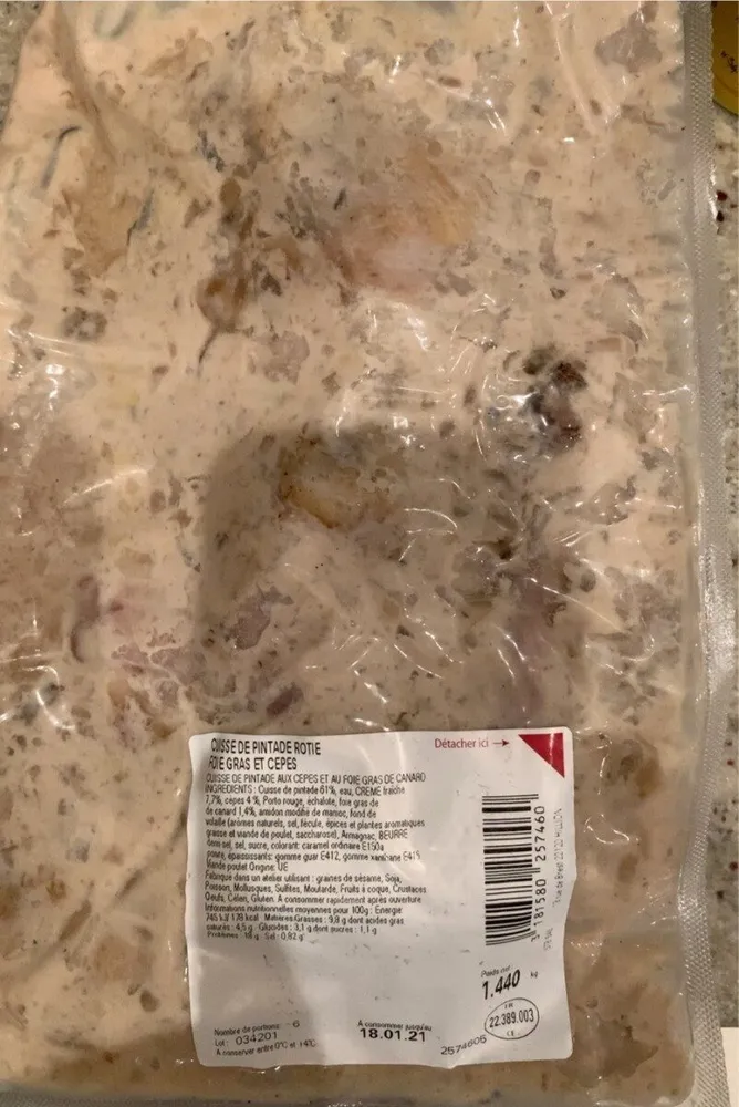 Cuisses de pintade rôti au foie gras et aux cèpes