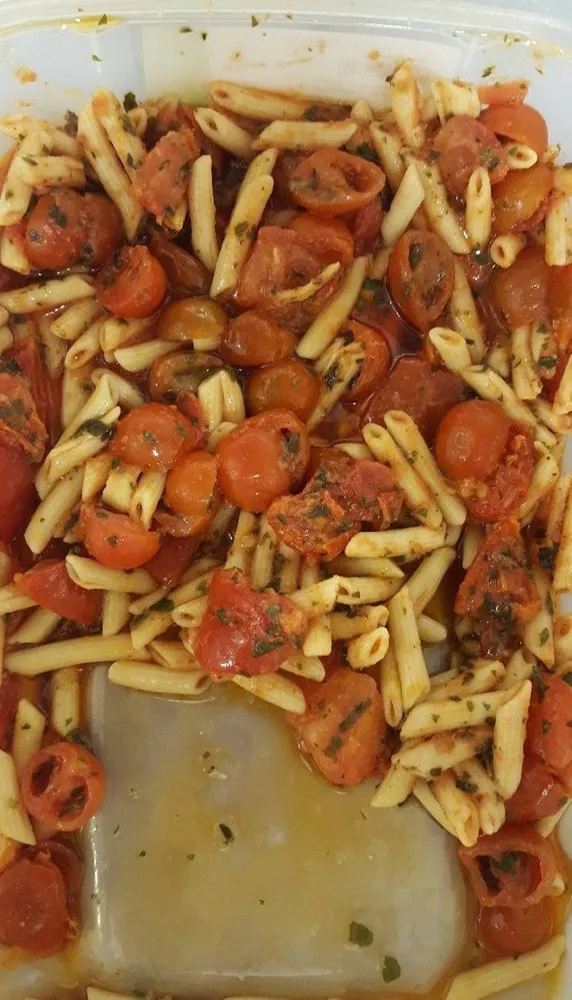 Mini penne et tomates a l'italienne
