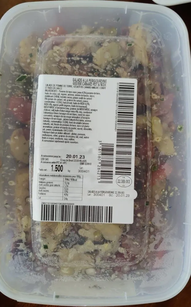 Salade à la périgourdine gésier canard pdt et noix
