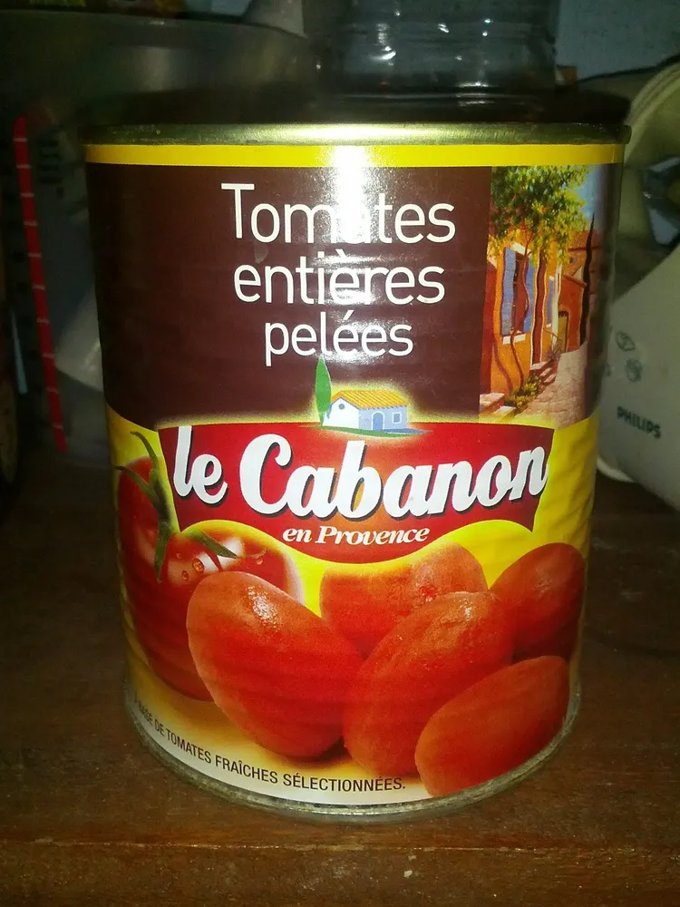 tomates entières pelées