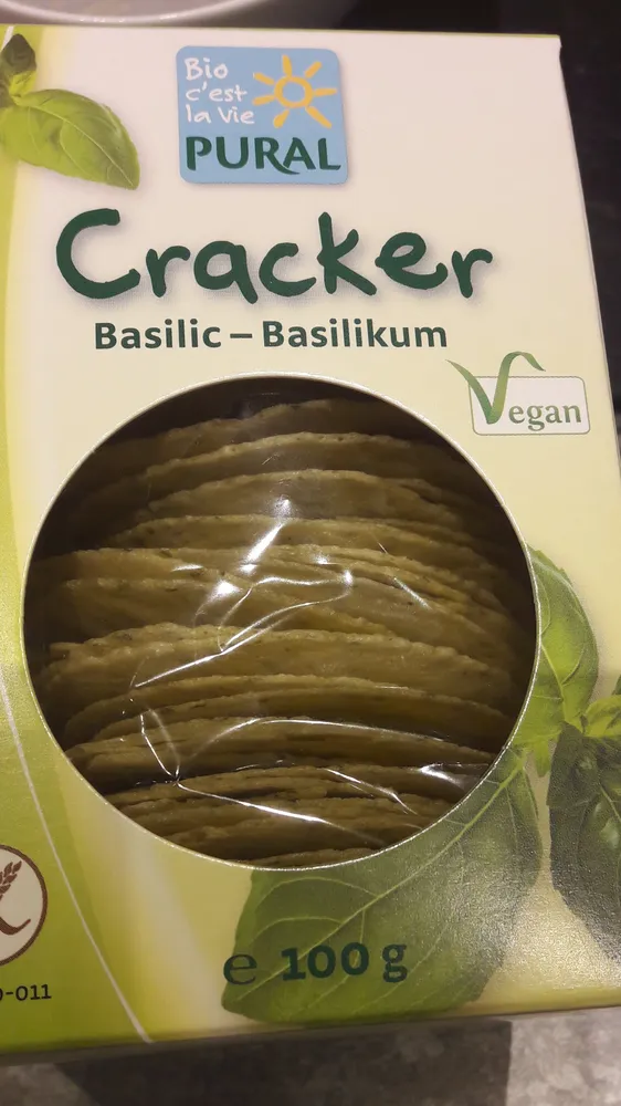 Cracker