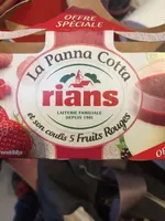 La Panna Cotta et son coulis de fruits rouges