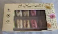 12 macarons
