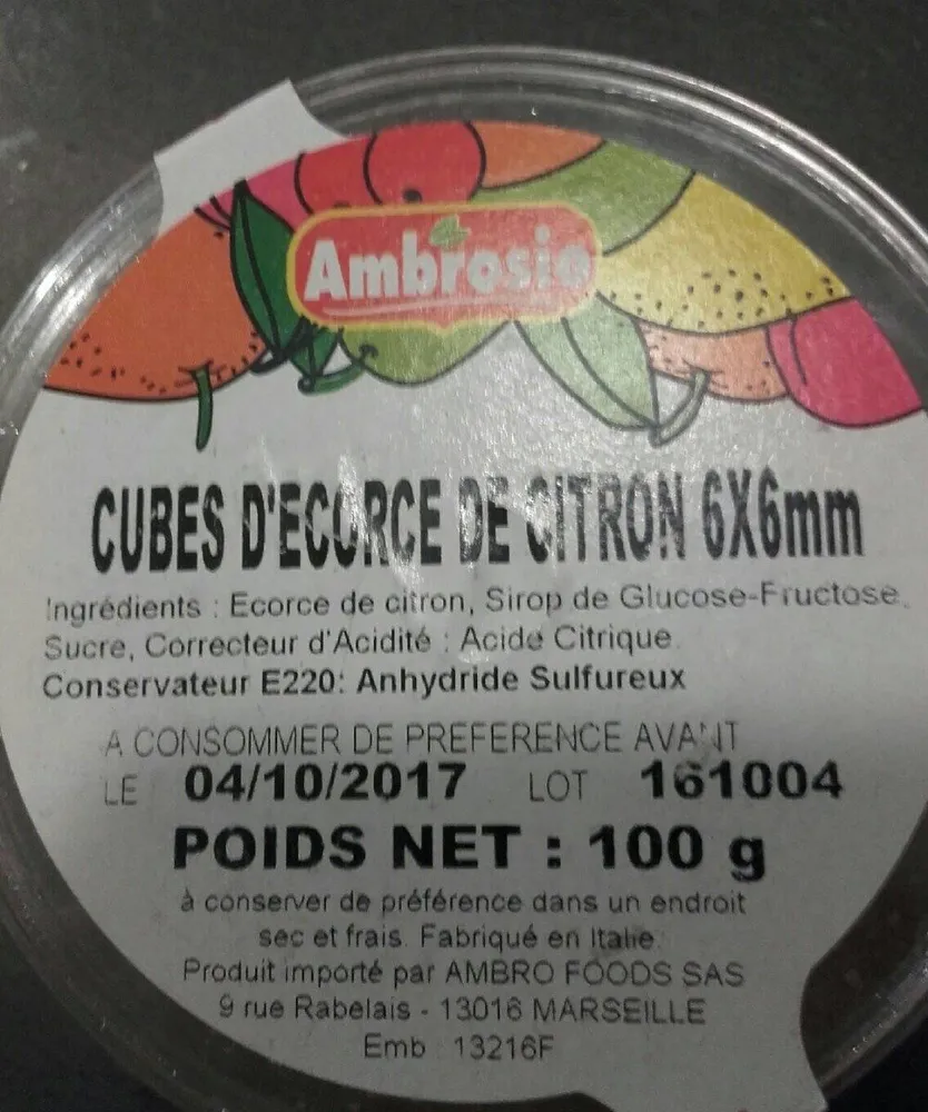 Cubes d'écorce de citron