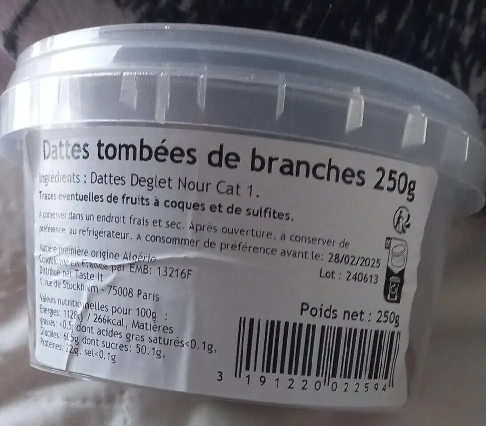 DATTES TOMBÉES DE LA BRANCHE