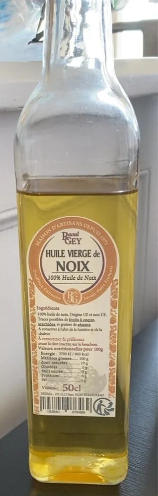Huile vierge de noix