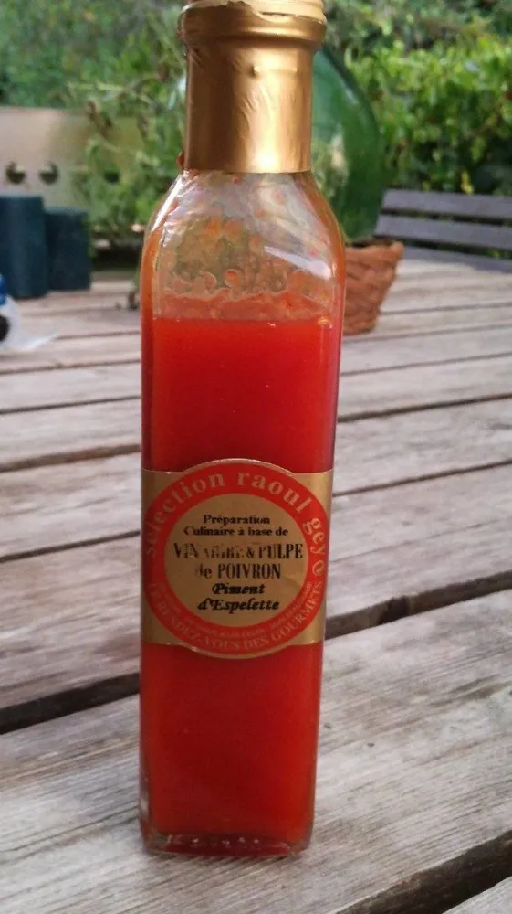 Vinaigre et pulpe de poivron
