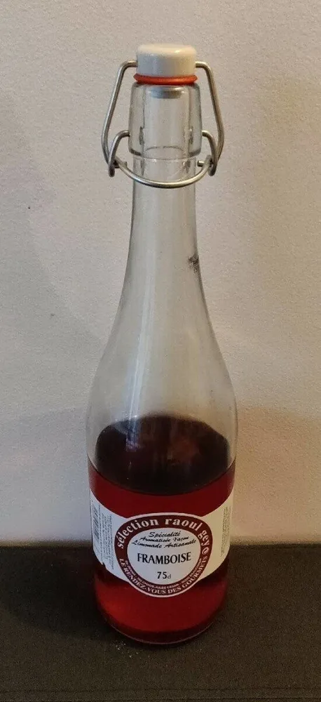 Limonade aromatisé a la framboise
