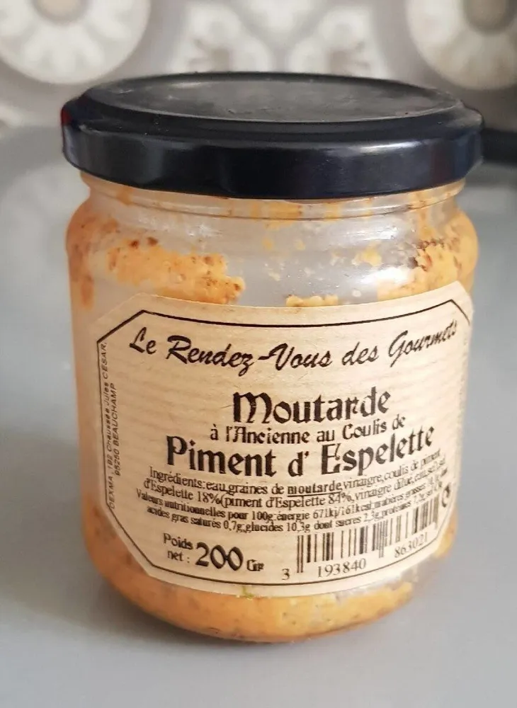 Moutarde à l ancienne au coulis de piment d squelette
