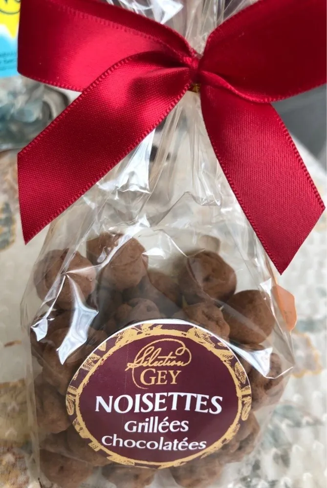 Noisettes grillees chocolatees