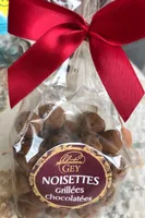 Noisettes grillees chocolatees