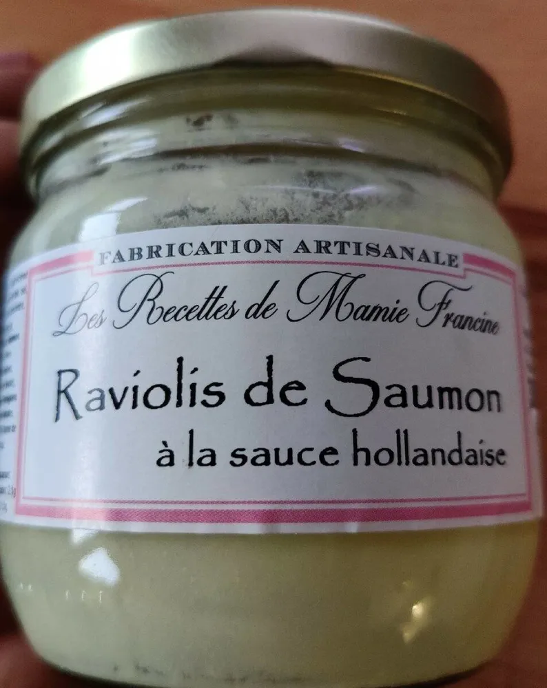 Raviolis de saumon à la sauce hollandaise