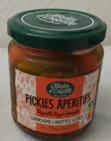 Pickles aperitifs cornichons carottes olives
