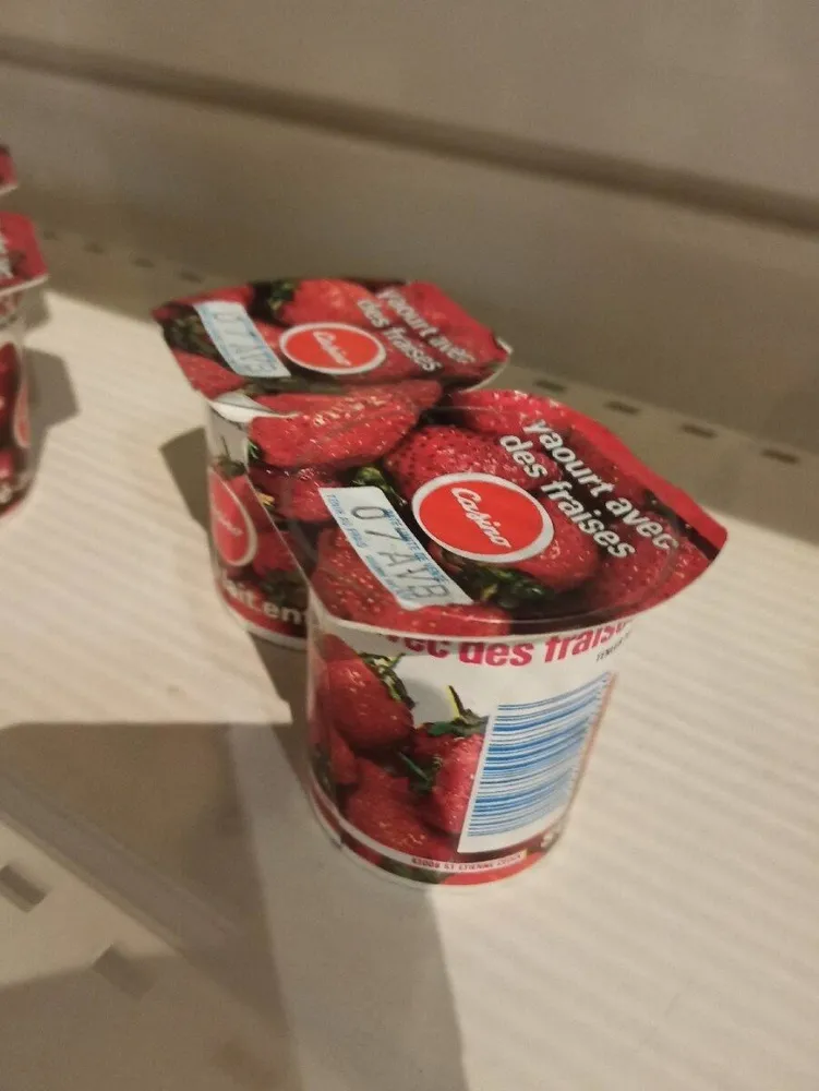 Yaourt avec des fraises