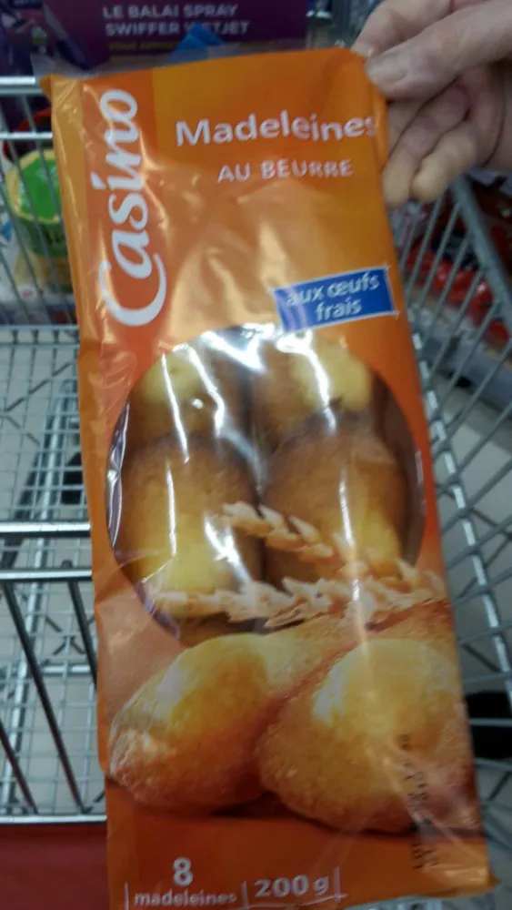 Madeleines au beurre aux œufs frais