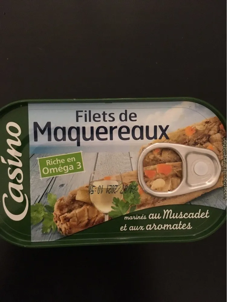 Filets de maquereaux marinés au muscadet et aux aromates