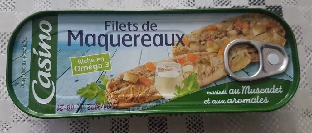 Filets de maquereaux marinés au muscadet et aux aromates