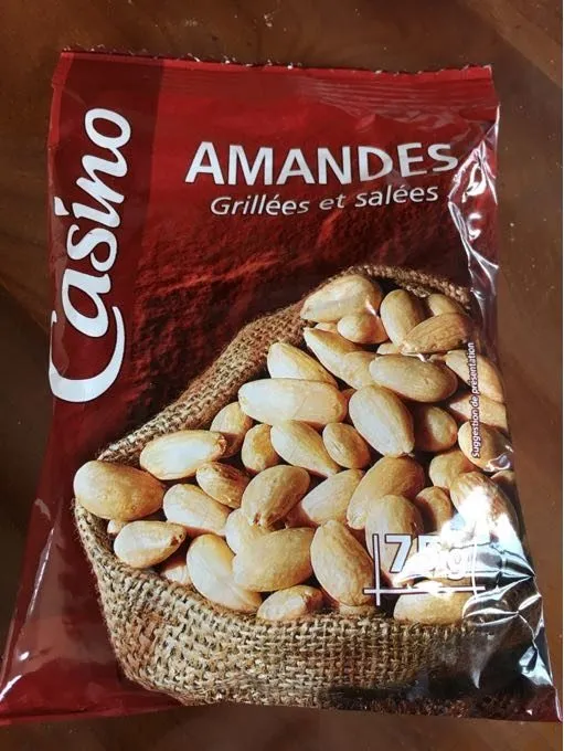 Amandes grillées et salées