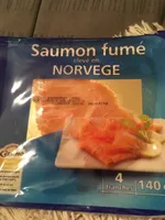 Saumon fumé élevé en Norvège