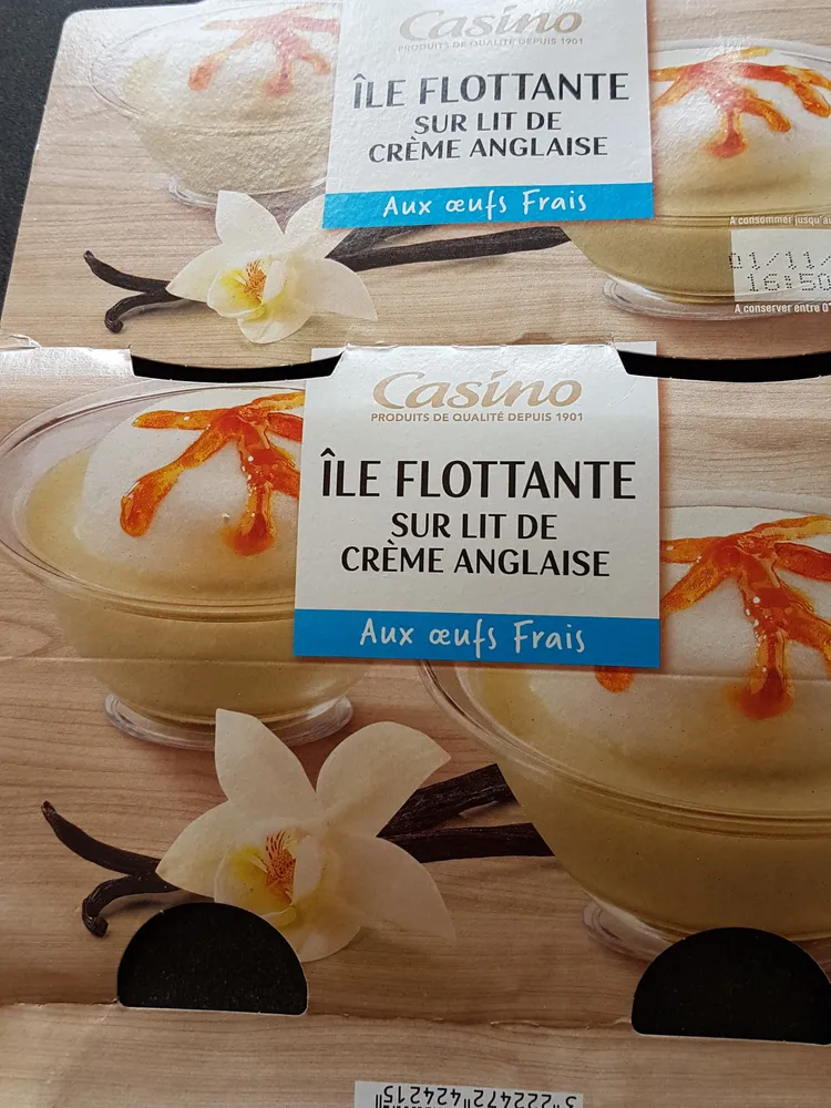 ÎLE flottante sur lit de crème anglaise à la vanille bourbon